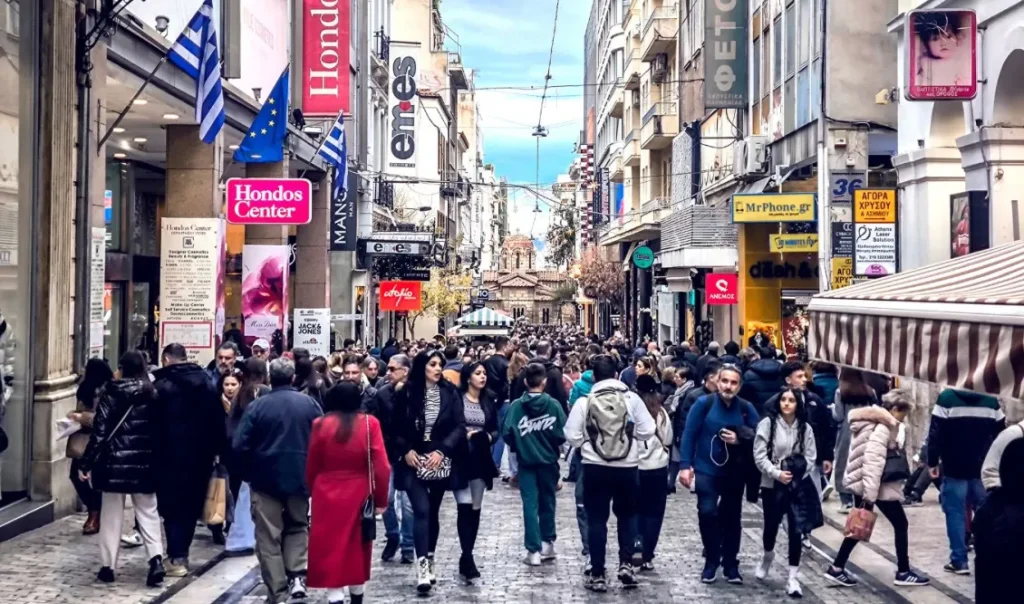 Φορολογικές δηλώσεις: “Βαριά” η πρώτη φουρνιά εκκαθαριστικών – Μέσος φόρος πάνω από 1.000 ευρώ για 1 στους 4 φορολογούμενους, επιστροφές και μηδενικός λογαριασμός για 7 στους 10