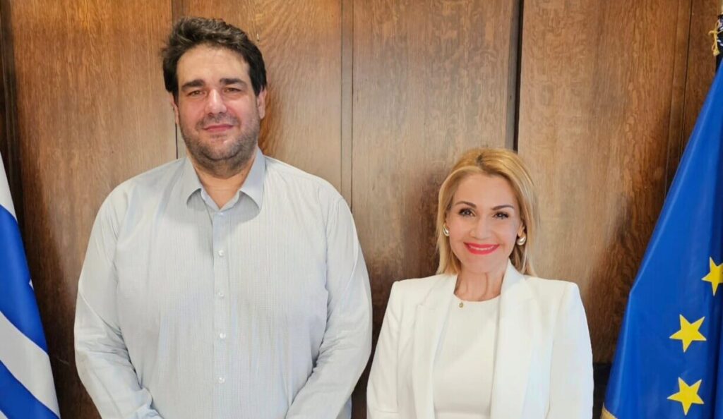Για τη λειτουργία και στελέχωση των κοινωνικών δομών των Δήμων, συνάντηση της Μίκας Ιατρίδη με τον Υπουργό Εσωτερικών, Θεόδωρο Λιβάνιο.