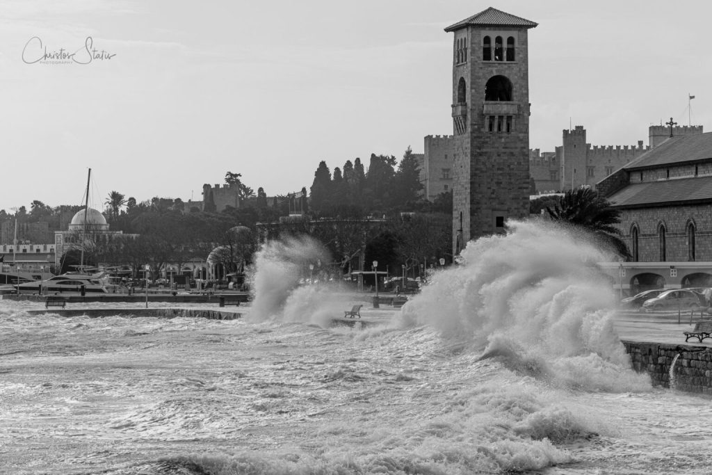 Σε red code τα Δωδεκάνησα με την επέλαση της ισχυρής κακοκαιρίας Erminio (audio)