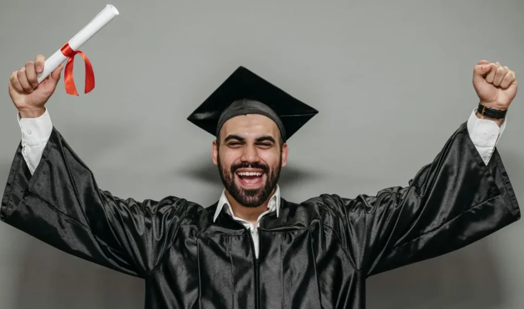 Ποιοι δικαιούνται δωρεάν μεταπτυχιακά για το 2026 – 2027