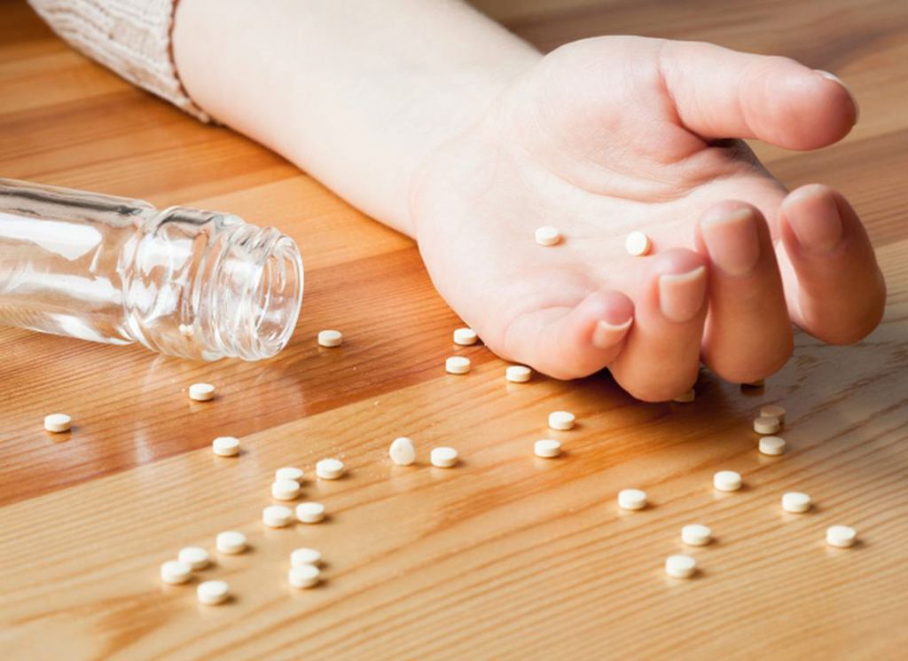 27χρονη αλλοδαπή κατάπιε χάπια και έστειλε αποχαιρετιστήριο μήνυμα σε φίλη της 27χρονη αλλοδαπή κατάπιε χάπια και έστειλε αποχαιρετιστήριο μήνυμα σε φίλη της