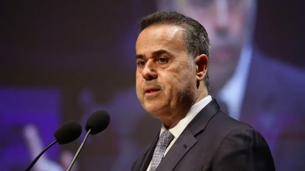 Παπασταύρου: Ανοίγει ο δρόμος για φωτοβολταϊκά στο μπαλκόνι