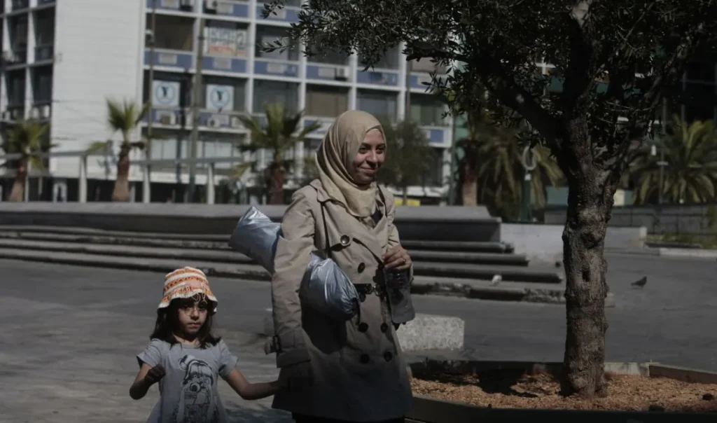 Ανακλήσεις και επιστροφές προς τη Συρία – Η Ελλάδα στην πρώτη θέση των εθελούσιων επιστροφών