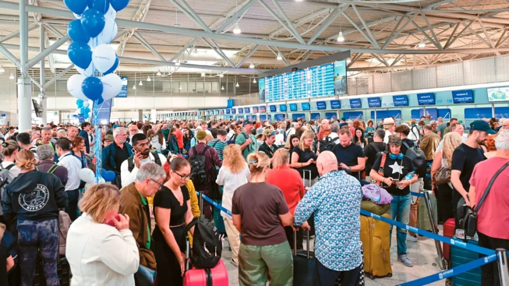 Κοινωνικός τουρισμός 2026: Ποιοι παίρνουν το voucher, βγήκε το ΦΕΚ