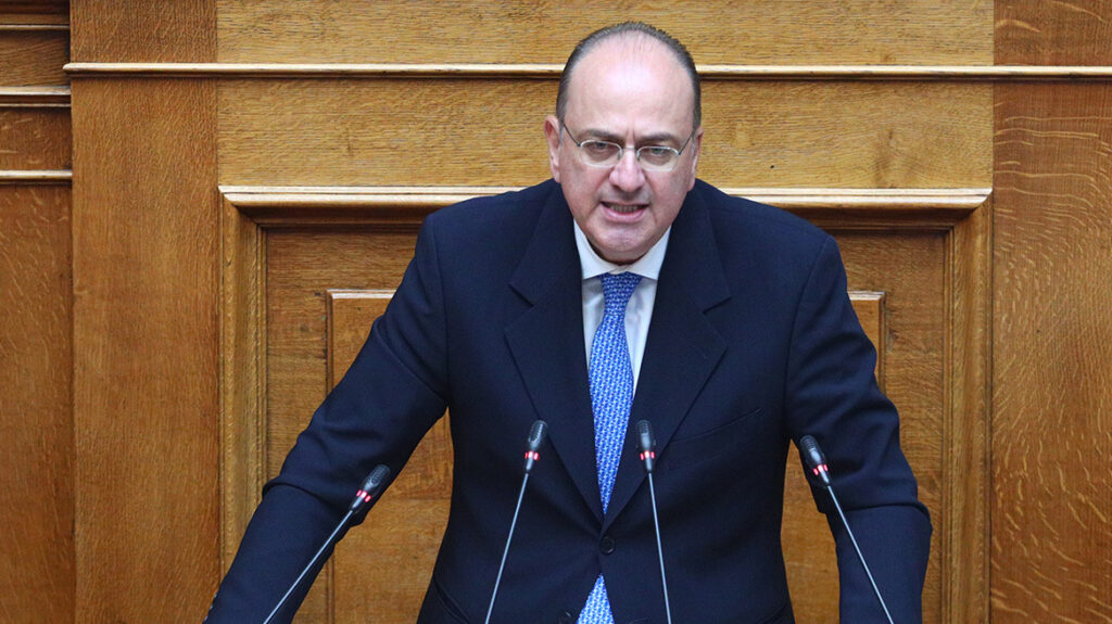 Παραιτήθηκε ο Μακάριος Λαζαρίδης