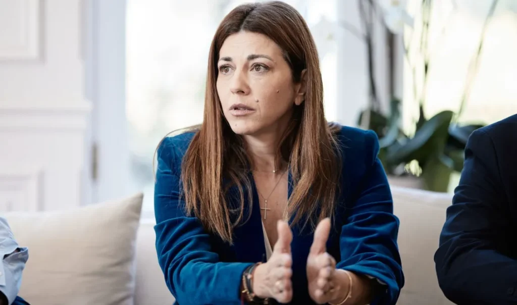 Ζαχαράκη: “Έχουμε πέντε νέες αιτήσεις για ιδιωτικά πανεπιστήμια – Το 2027 τα νέα βιβλία” (Βίντεο)