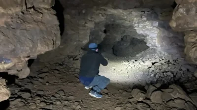 Τα κρυφά τούνελ κάτω από χωριό φέρνουν στο φως την αλήθεια πίσω από τους θρύλους αιώνων