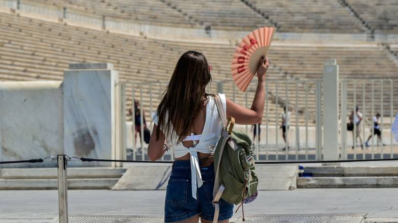 Explainer video: Γιατί η Ευρώπη θερμαίνεται δύο φορές πιο γρήγορα από τον υπόλοιπο πλανήτη Explainer video: Γιατί η Ευρώπη θερμαίνεται δύο φορές πιο γρήγορα από τον υπόλοιπο πλανήτη