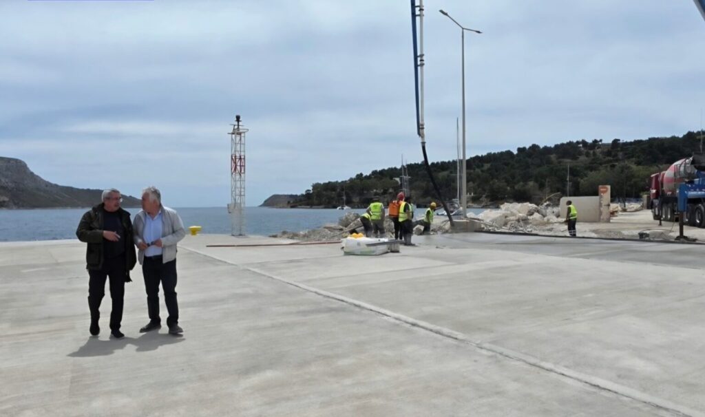 Γ. Χατζημάρκος: Επείγουσα παρέμβαση στο λιμάνι Λακκί της Λέρου – Αποκαθίσταται η επικινδυνότητα από σπηλαιώσεις