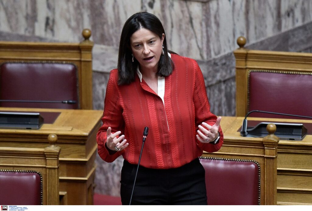 Κεραμέως: Καλύτεροι μισθοί, πρόσθετες παροχές και επιδόματα με την επέκταση των Συλλογικών Συμβάσεων Εργασίας σε επισιτισμό και ζαχαρώδη