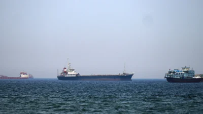 Σε ελληνικών συμφερόντων δεξαμενόπλοιο το πλήγμα ανοιχτά του Ομάν – Καλά στην υγεία του όλο το πλήρωμα
