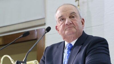 Απών ο Κώστας Καραμανλής από το Συνέδριο της Νέας Δημοκρατίας