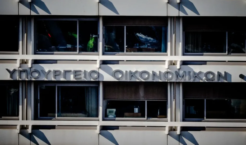Νέο άλμα στα φέσια του Δημοσίου: Σκαρφάλωσαν πάνω από τα 3,1 δισ. ευρώ Νέο άλμα στα φέσια του Δημοσίου: Σκαρφάλωσαν πάνω από τα 3,1 δισ. ευρώ