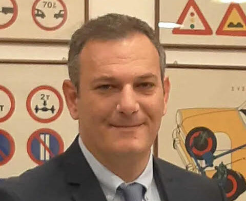 Στέφανος Πορτσέλλη στον RV: «Ζούγκλα» στους δρόμους της Ρόδου – Καμπανάκι για τα ηλεκτρικά πατίνια Στέφανος Πορτσέλλη στον RV: «Ζούγκλα» στους δρόμους της Ρόδου – Καμπανάκι για τα ηλεκτρικά πατίνια