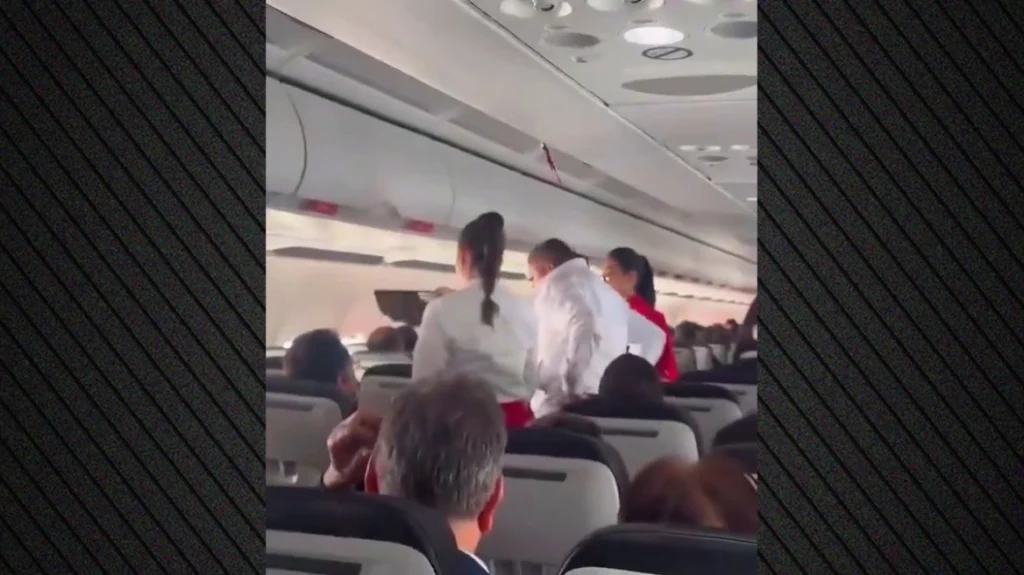 Πανικός σε πτήση στην Κολομβία: Επιβάτες κλαίνε και προσεύχονται μετά από δύο αποτυχημένες προσγειώσεις, δείτε βίντεο
