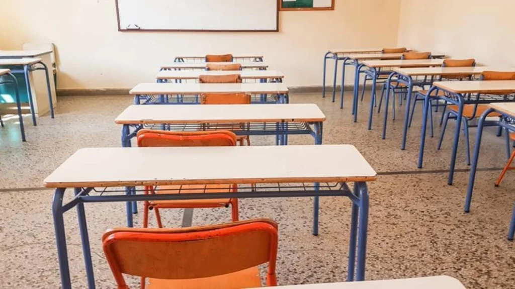 Το δημογραφικό πάει… σχολείο: Αδειάζουν οι τάξεις από «πρωτάκια», μόλις 70.000 μαθητές του χρόνου στην Α’ Δημοτικού