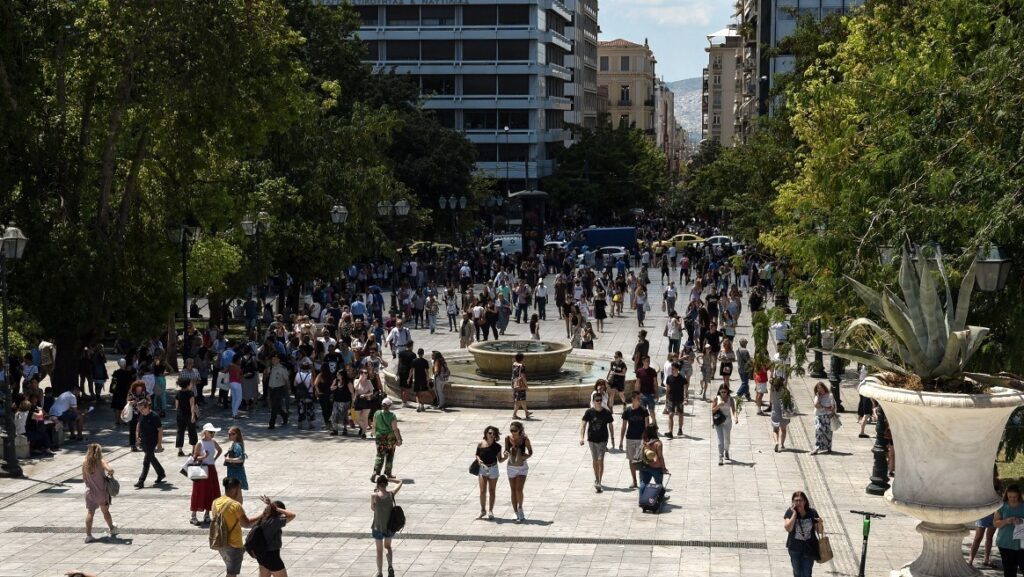 Νέο θεσμικό πλαίσιο για τους δανειολήπτες: Οριστικό τέλος στα πανωτόκια – Πλαφόν στα χρέη των καταναλωτικών δανείων (πίνακας)