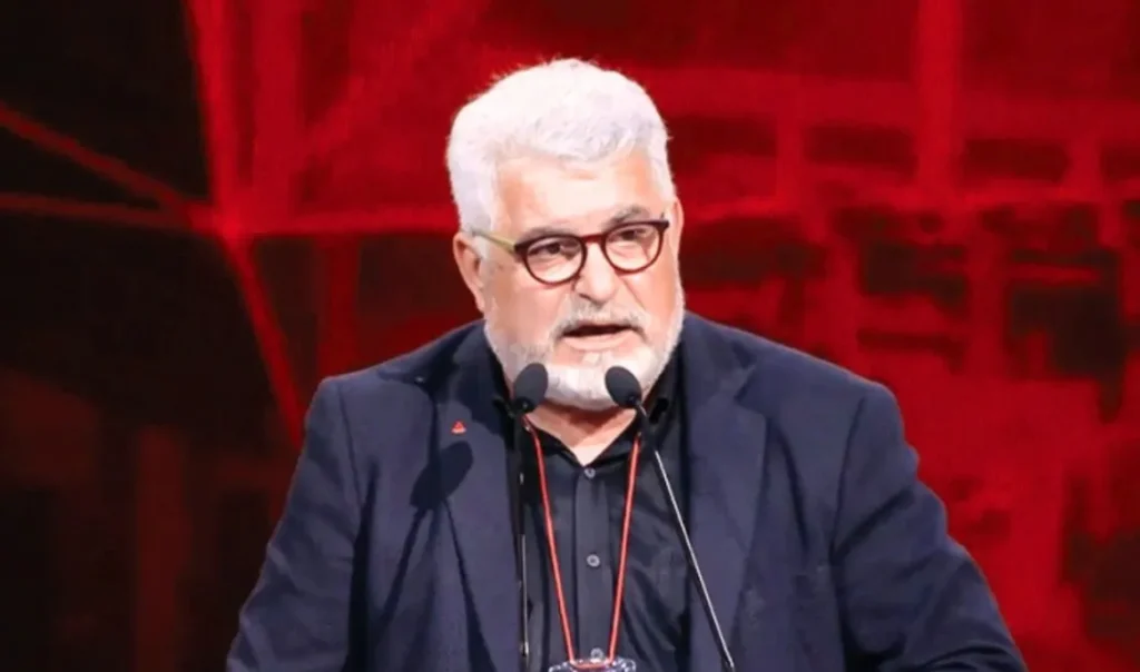 Παραιτήθηκε ο οικονομικός διευθυντής του ΣΥΡΙΖΑ, Θύμιος Γεωργόπουλος: “Συντάσσομαι με τον Τσίπρα” Παραιτήθηκε ο οικονομικός διευθυντής του ΣΥΡΙΖΑ, Θύμιος Γεωργόπουλος: “Συντάσσομαι με τον Τσίπρα”