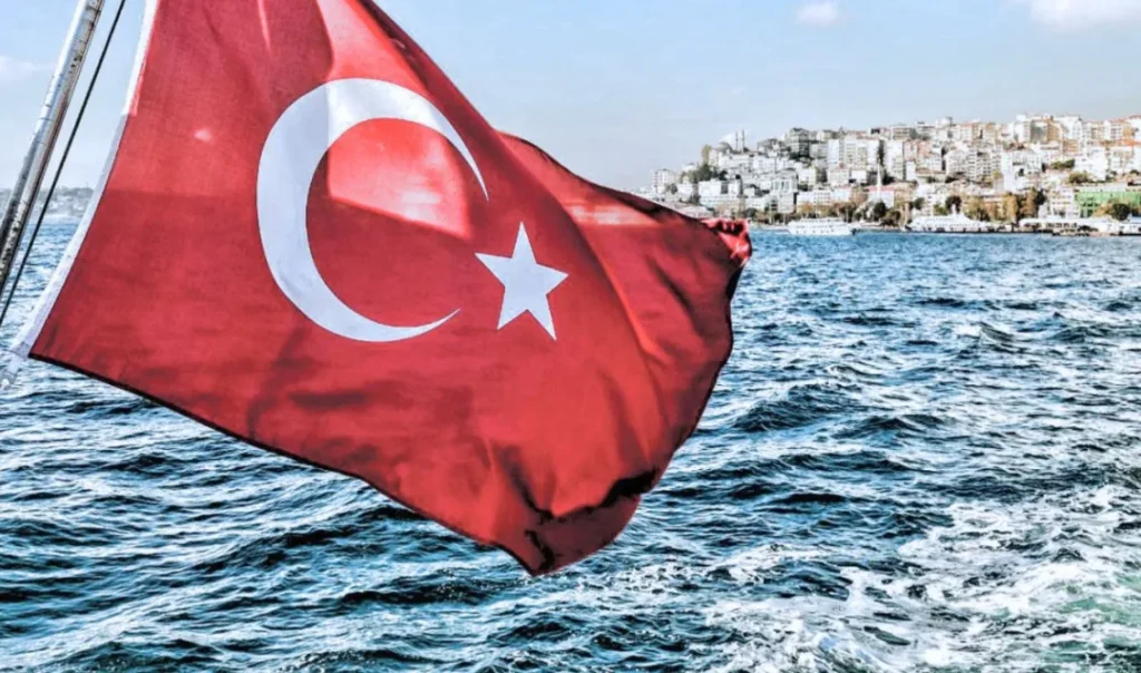 Αυτό είναι το προκλητικό νομοσχέδιο της Τουρκίας με όλες τις διεκδικήσεις της στο Αιγαίο και την Ανατολική Μεσόγειο: Διατηρεί το casus belli έναντι της Ελλάδας, καθορίζει υφαλοκρηπίδα με τα Κατεχόμενα και “νομοθετεί” το τουρκολιβυκό μνημόνιο