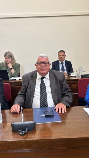 Τις προτάσεις της ΕΝΠΕ για την ανάπτυξη των υδατοκαλλιεργειών κατέθεσε στην Επιτροπή Περιφερειών της Βουλής ο Φιλήμονας Ζαννετίδης