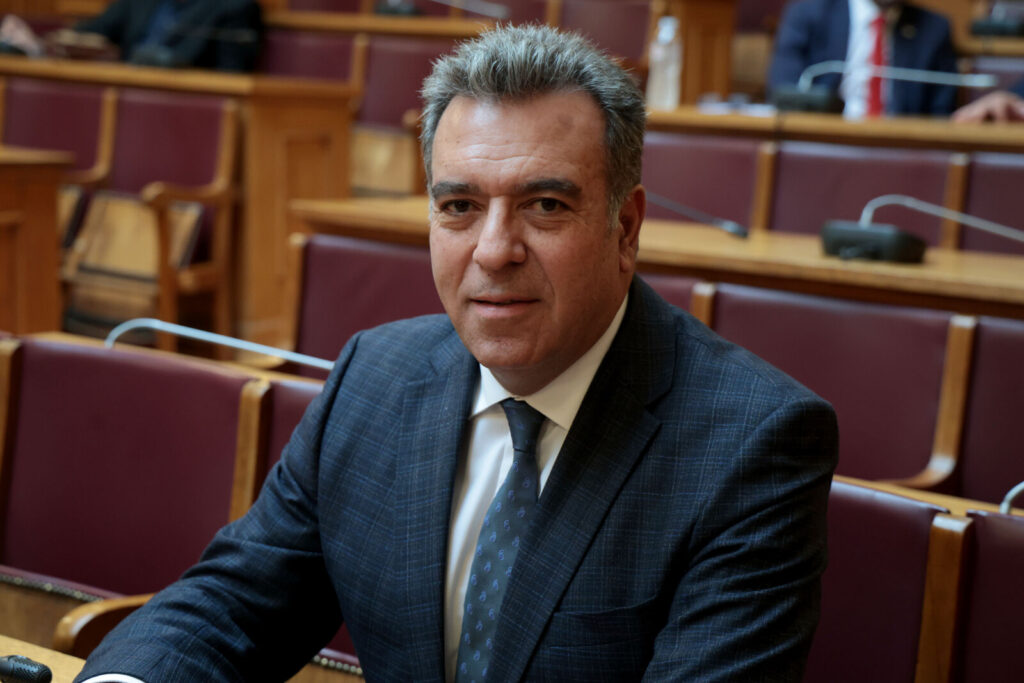 «Θετική η Υπουργός Παιδείας στην πρόταση του Μάνου Κόνσολα για τη διάθεση στα Δωδεκάνησα νέων λεωφορείων για τους μαθητές και τις μαθήτριες των Ειδικών Σχολείων» «Θετική η Υπουργός Παιδείας στην πρόταση του Μάνου Κόνσολα για τη διάθεση στα Δωδεκάνησα νέων λεωφορείων για τους μαθητές και τις μαθήτριες των Ειδικών Σχολείων»