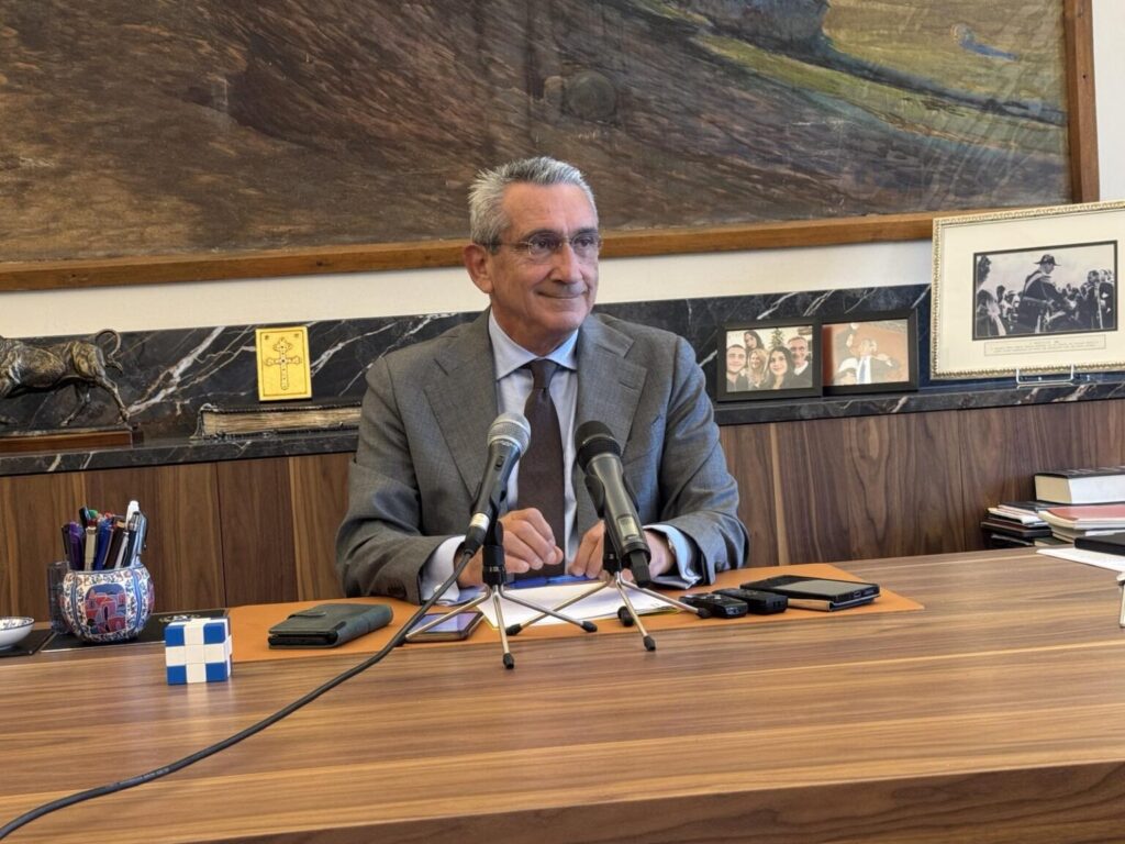 Γιώργος Χατζημάρκος: “Από τη Μεγάλη Ρόδο της ιστορίας στη Ρόδο του αύριο – Η πολιτική της δημιουργίας απέναντι στην πολιτική της ακύρωσης” (video) Γιώργος Χατζημάρκος: “Από τη Μεγάλη Ρόδο της ιστορίας στη Ρόδο του αύριο – Η πολιτική της δημιουργίας απέναντι στην πολιτική της ακύρωσης” (video)