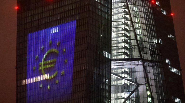 Η ΕΚΤ πάτησε τη σκανδάλη αύξησης των επιτοκίων – Tι θα κρίνει τις επόμενες κινήσεις Η ΕΚΤ πάτησε τη σκανδάλη αύξησης των επιτοκίων – Tι θα κρίνει τις επόμενες κινήσεις
