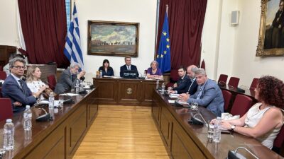 «Οι θέσεις και οι προτάσεις του Μάνου Κόνσολα για τη στήριξη του εμπορίου στις νησιωτικές περιοχές»