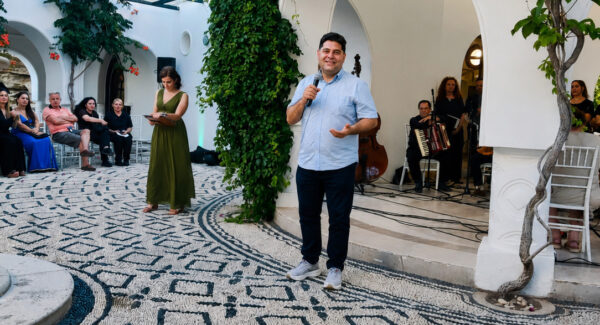 Μάριος Κλωνάρης: Η σημερινή ημέρα δεν αποτελεί απλώς την ολοκλήρωση ενός κύκλου σπουδών, αλλά την επιβεβαίωση ότι η γνώση δεν έχει ηλικία και πως κάθε άνθρωπος έχει το δικαίωμα να διεκδικήσει ένα καλύτερο μέλλον