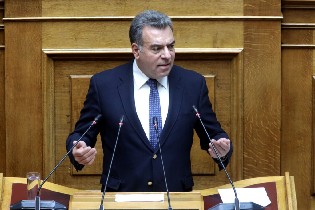 «Πρωτοβουλία του Μάνου Κόνσολα για τη χρηματοδότηση του έργου κατασκευής κλειστού κολυμβητηρίου στη Ρόδο και των έργων αναβάθμισης του Δ.Α.Κ. ‘’Καλλιπάτειρα’’»