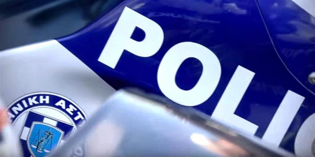 Κάλυμνος: Χειροπέδες σε 41χρονο με 20 κιλά εκρηκτικών Κάλυμνος: Χειροπέδες σε 41χρονο με 20 κιλά εκρηκτικών