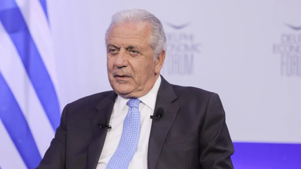 Αβραμόπουλος: Μπούρδα το ένταλμα για το Qatargate, δεν υπάρχει μίζα που να φορολογείται – Πληρωνόμουν με την υπογραφή της φον ντερ Λάιεν