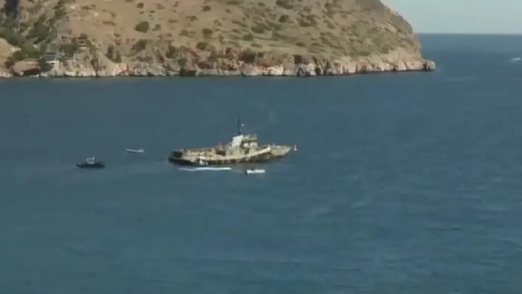 Χανιά: Βυθίζεται το «Φολέγανδρος» του Πολεμικού Ναυτικού για να γίνει καταδυτικό πάρκο Χανιά: Βυθίζεται το «Φολέγανδρος» του Πολεμικού Ναυτικού για να γίνει καταδυτικό πάρκο