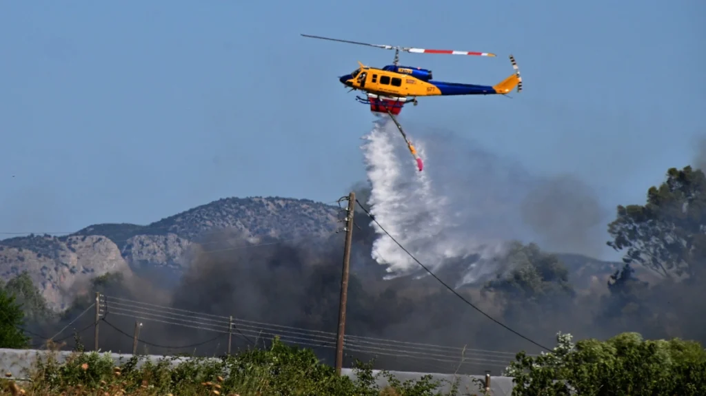 Πυροσβεστική: 83 πυρκαγιές και 7 συλλήψεις για εμπρησμούς σε 48 ώρες, η κατάσταση στα πύρινα μέτωπα