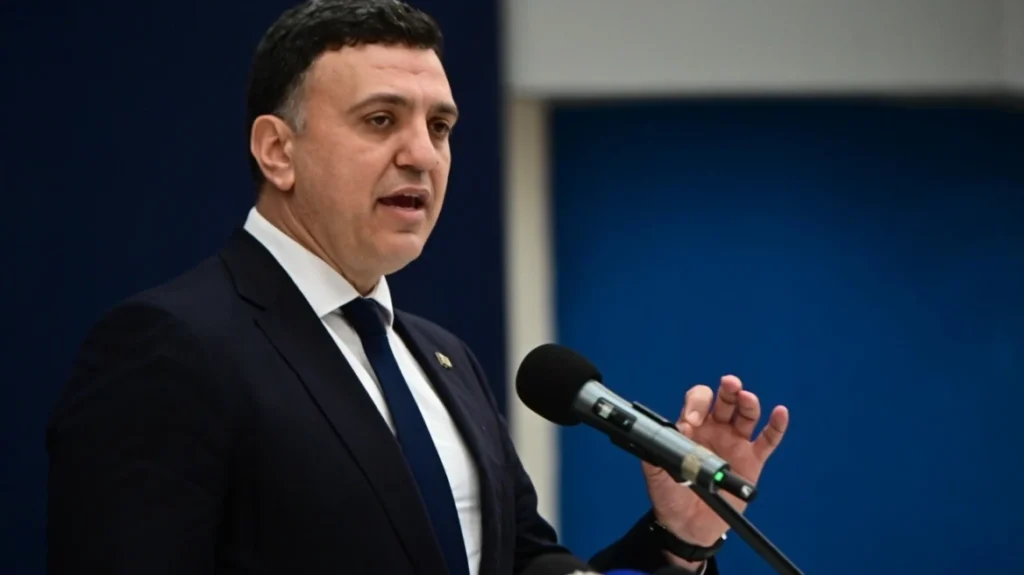 Κικίλιας για Τουρκία: Δεν φοβόμαστε, είμαστε σε εγρήγορση και επενδύουμε σε εξοπλισμούς Κικίλιας για Τουρκία: Δεν φοβόμαστε, είμαστε σε εγρήγορση και επενδύουμε σε εξοπλισμούς