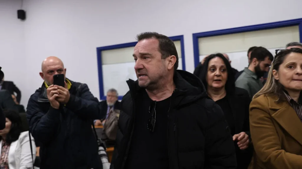 Νίκος Πλακιάς: Το ξυλόλιο γέννησε πολιτικούς, στο τέλος θα εξατμιστεί, η αλήθεια θα μείνει αλλά το κόμπλεξ δεν θα τους αφήσει να την δουν