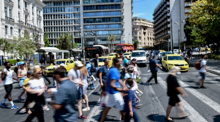 ΔΥΠΑ και e-ΕΦΚΑ: Ο “χάρτης” των πληρωμών από σήμερα έως τις 12 Ιουνίου ΔΥΠΑ και e-ΕΦΚΑ: Ο “χάρτης” των πληρωμών από σήμερα έως τις 12 Ιουνίου