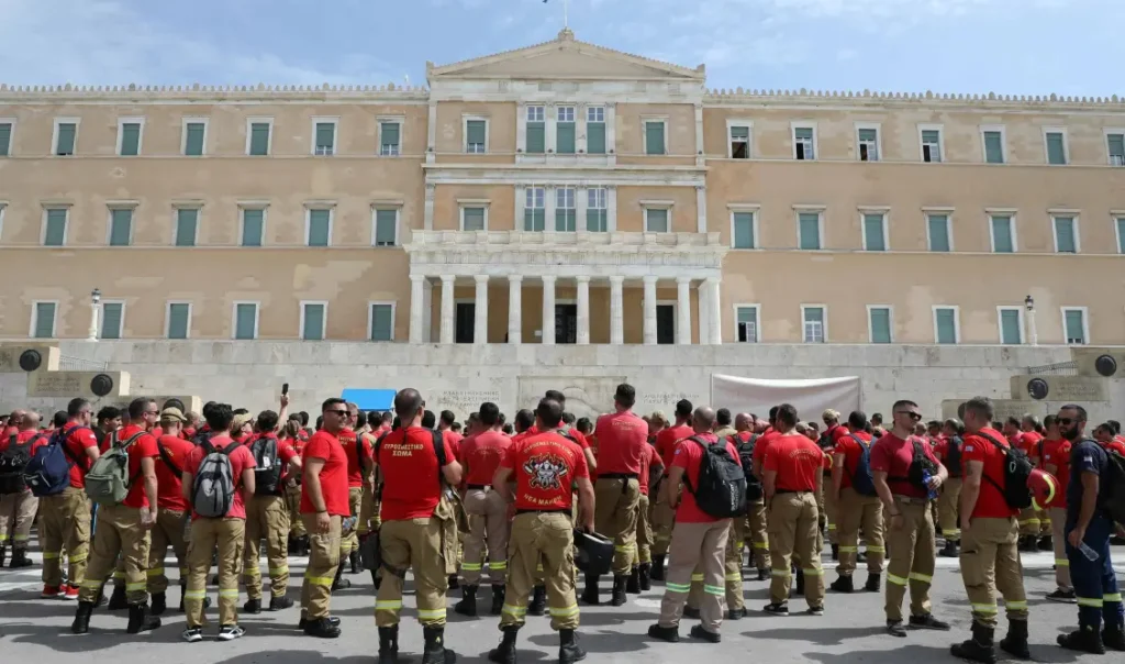Δημοσιεύτηκε η προκήρυξη διαγωνισμού για την πρόσληψη 600 ιδιωτών, ως πυροσβέστες γενικών καθηκόντων επταετούς θητείας