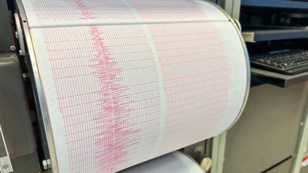 Ισχυρός σεισμός 6,2 Ρίχτερ στη νότια Ιταλία, αισθητός και στα νησιά του Ιονίου