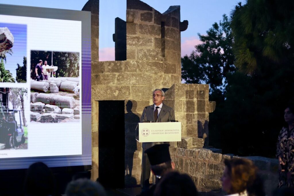 To μήνυμα του Περιφερειάρχη στα εγκαίνια της Περβόλας: “Η παραπολιτική δεν μπορεί να σκεπάσει το ανώτερο” To μήνυμα του Περιφερειάρχη στα εγκαίνια της Περβόλας: “Η παραπολιτική δεν μπορεί να σκεπάσει το ανώτερο”