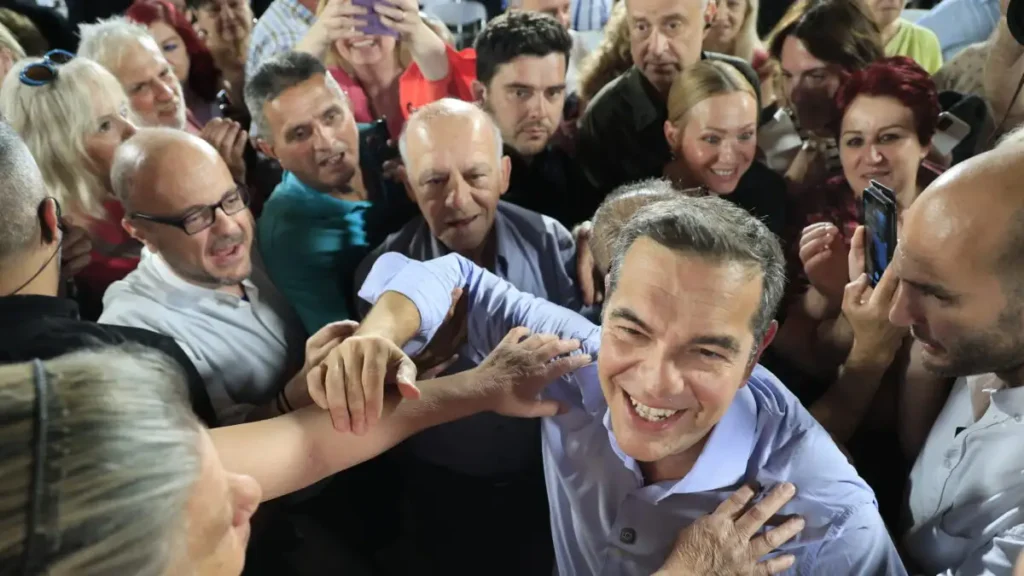 Ο Αλέξης Τσίπρας στη Νίκαια: Τα παρατράγουδα, ο Μητσοτάκης και οι παλιοί Αριστεροί που βρέθηκαν στην εκδήλωση της ΕΛΑΣ Ο Αλέξης Τσίπρας στη Νίκαια: Τα παρατράγουδα, ο Μητσοτάκης και οι παλιοί Αριστεροί που βρέθηκαν στην εκδήλωση της ΕΛΑΣ