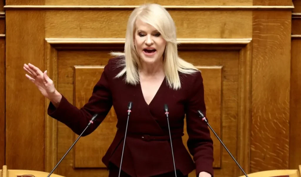 Παραίτηση Τζάκρη από τους “Δημοκράτες”: Όλα έχουν ένα όριο – Ο Στέφανος Κασσελάκης νομιμοποιεί μία προφανή δεξιά απόκλιση