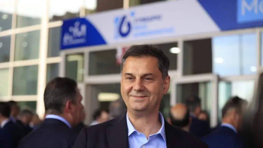 Πώς απεγκλωβίστηκαν ο Χάρης Θεοχάρης και 13 Έλληνες από το Ιρανικό Κουρδιστάν – Η επιχείρηση του υπουργείου Εξωτερικών