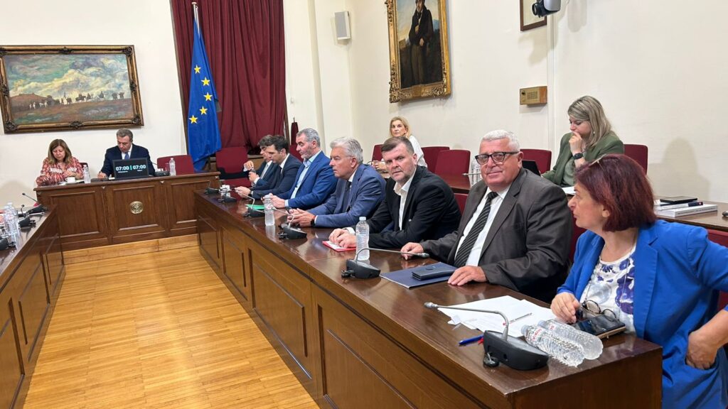 Τις προτάσεις της ΕΝΠΕ για την ανάπτυξη των υδατοκαλλιεργειών κατέθεσε στην Επιτροπή Περιφερειών της Βουλής ο Φιλήμονας Ζαννετίδης Τις προτάσεις της ΕΝΠΕ για την ανάπτυξη των υδατοκαλλιεργειών κατέθεσε στην Επιτροπή Περιφερειών της Βουλής ο Φιλήμονας Ζαννετίδης