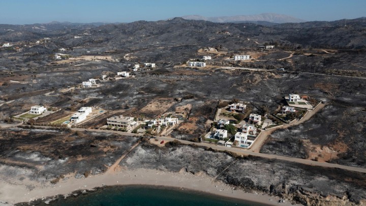 Νέα επιχορήγηση για τις πυρόπληκτες επιχειρήσεις του 2023 στη Ρόδο Νέα επιχορήγηση για τις πυρόπληκτες επιχειρήσεις του 2023 στη Ρόδο