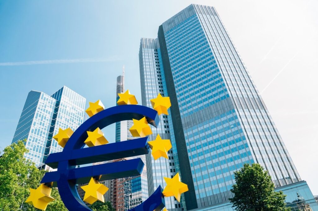 Δημοσκόπηση Bloomberg: «Παύση» τον Ιούλιο και τελευταία αύξηση επιτοκίων τον Σεπτέμβριο από την ΕΚΤ – Πότε θα αρχίσει η μείωση (γραφήματα) Δημοσκόπηση Bloomberg: «Παύση» τον Ιούλιο και τελευταία αύξηση επιτοκίων τον Σεπτέμβριο από την ΕΚΤ – Πότε θα αρχίσει η μείωση (γραφήματα)