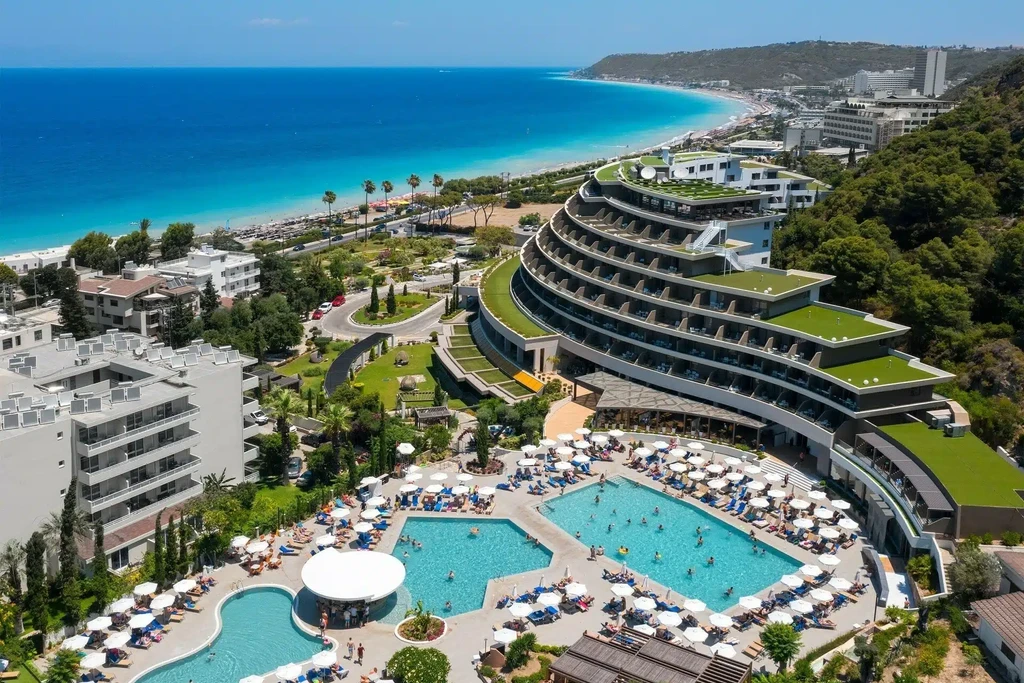 Olympic Hotels: Η οικογένεια Γερονικόλα χτίζει νέο 5άστερο στην Ιξιά της Ρόδου Olympic Hotels: Η οικογένεια Γερονικόλα χτίζει νέο 5άστερο στην Ιξιά της Ρόδου