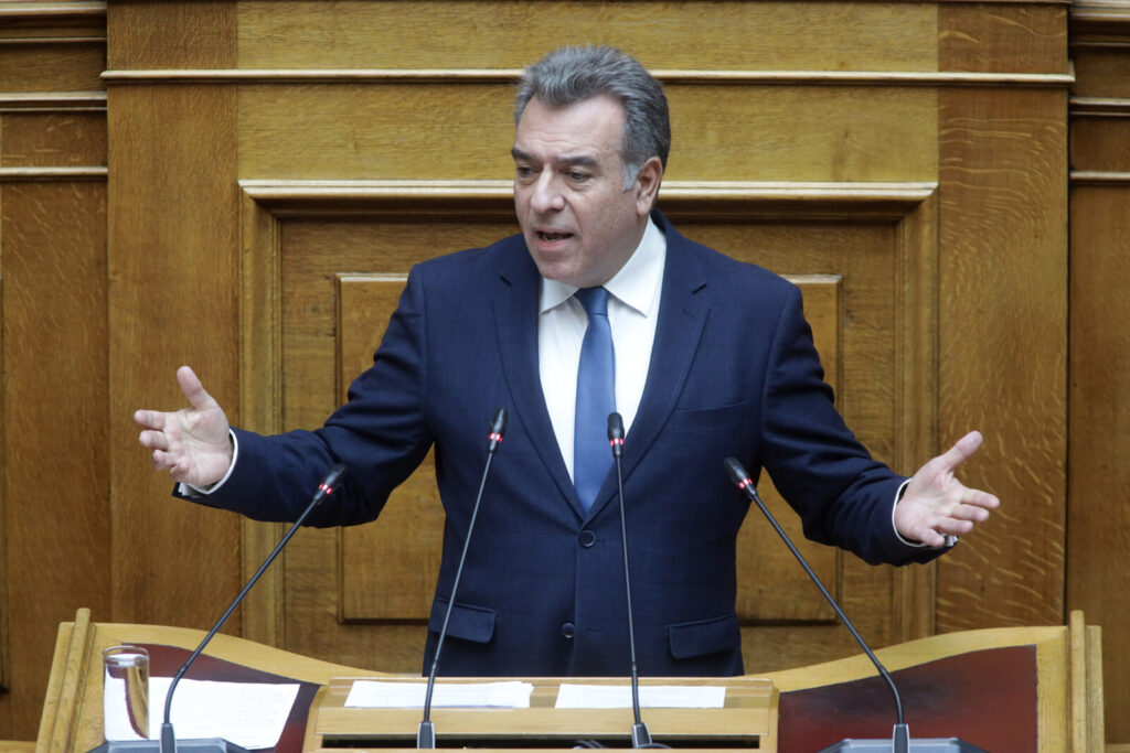 Μάνος Κόνσολας: «Νέα προγράμματα χρηματοδότησης για ΔΕΥΑ και Δήμους σε νησιωτικές περιοχές για έργα ύδρευσης» Μάνος Κόνσολας: «Νέα προγράμματα χρηματοδότησης για ΔΕΥΑ και Δήμους σε νησιωτικές περιοχές για έργα ύδρευσης»