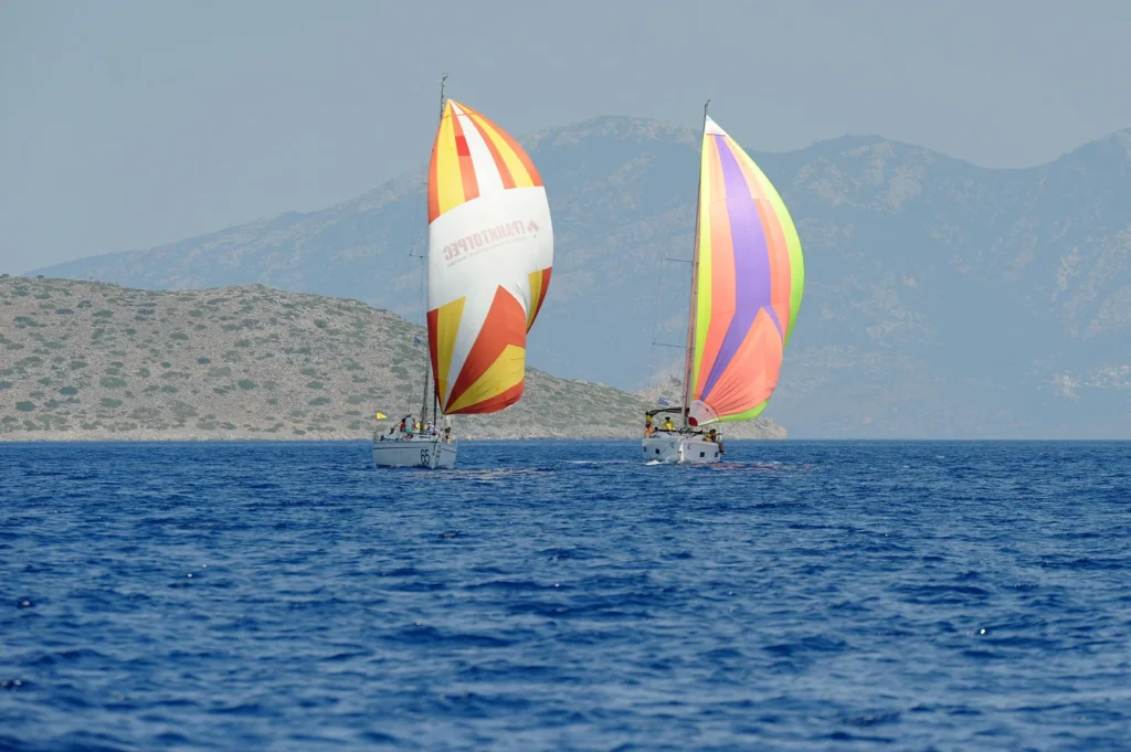 Το «Ρόδος Καπ» 2026 φθάνει στη Ρόδο από Τήλο, στη μεγαλύτερη ιστιοδρομία του!