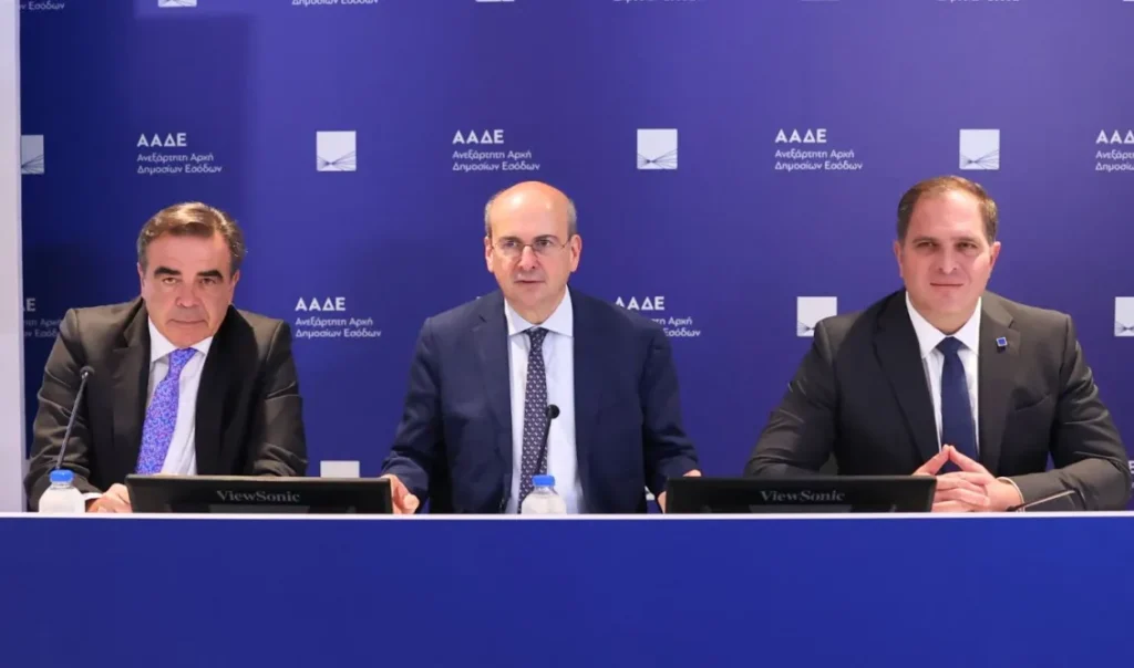 Αγροτικές πληρωμές: “Περισσότερα χρήματα στους πραγματικούς παραγωγούς” – Τι αλλάζει στην αίτηση ενίσχυσης (Εικόνες & Βίντεο) Αγροτικές πληρωμές: “Περισσότερα χρήματα στους πραγματικούς παραγωγούς” – Τι αλλάζει στην αίτηση ενίσχυσης (Εικόνες & Βίντεο)